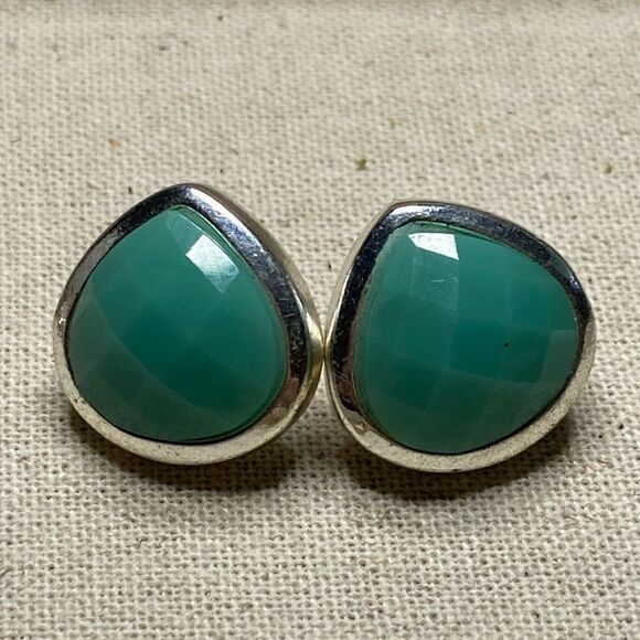 💛 Silver Tone Faux Aqua Chalcedony Earrings - Picture 2 of 4